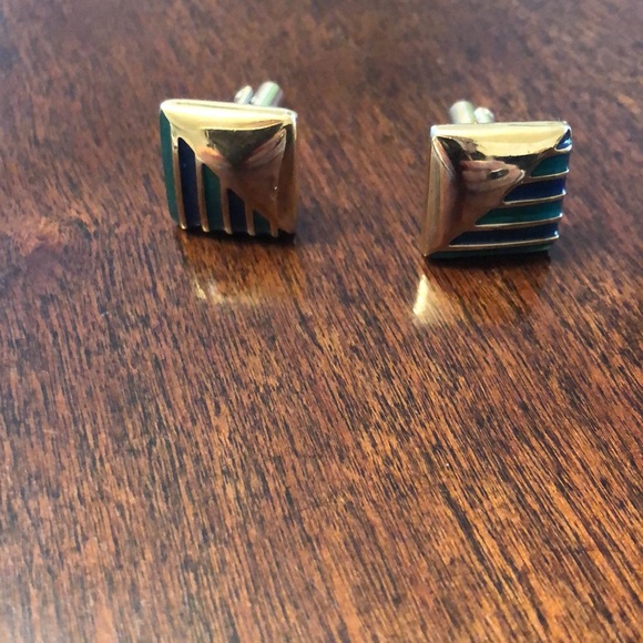 Gorgeous Pierre Cardin Cuff Links - Picture 3 of 7
